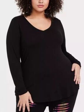 Torrid Super Soft Knits V-Neck Long Sleeve Tee Top Tunic Black Size 2X